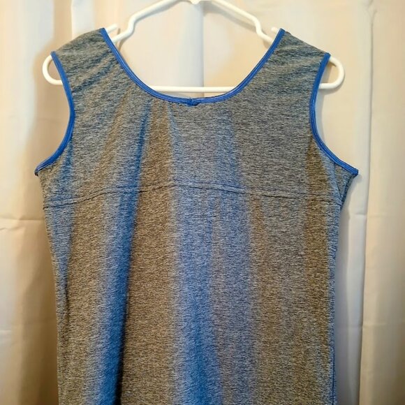 Nwt Scoop neck Athletic Tank top womens L Blue static print Stretch workout wear - Picture 6 of 8